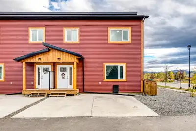 Modern, Efficient, and Affordable! Welcome Home to this bright and beautiful 3 bed 2.5 bath duplex i...