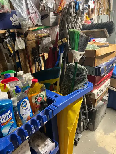 Cleaning cart 2 signs window rags cleaning rags rubber gloves (box) masks (box) garbage container sq...