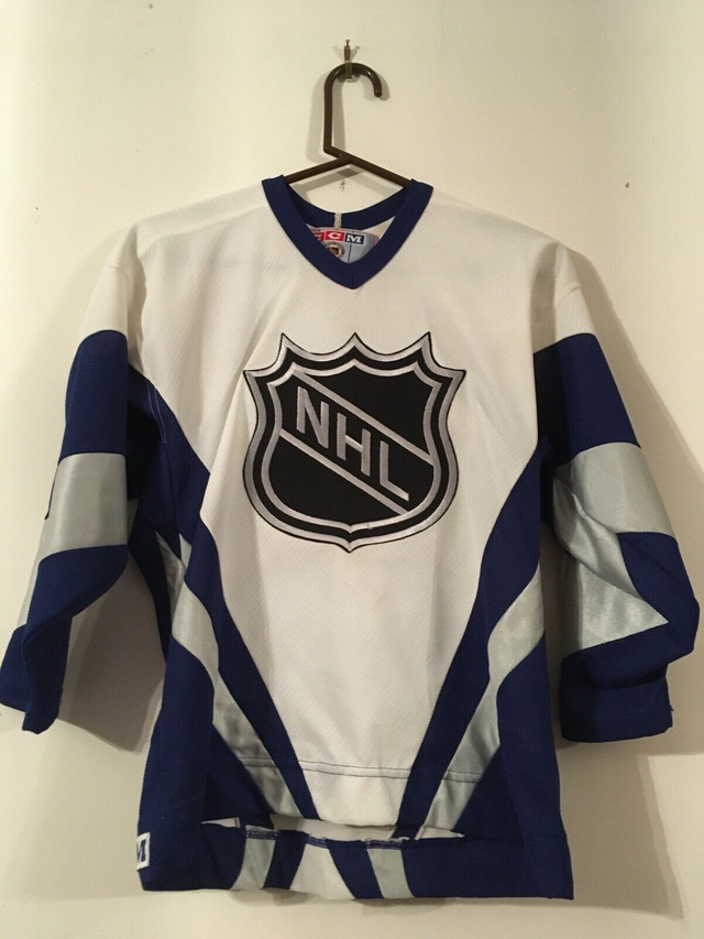 Alexei Yashin NHL all star game jersey - youth size L/XL in Hockey in Ottawa