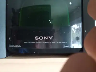 Sony 60 CD player - Fix it for me or buy it?, View more