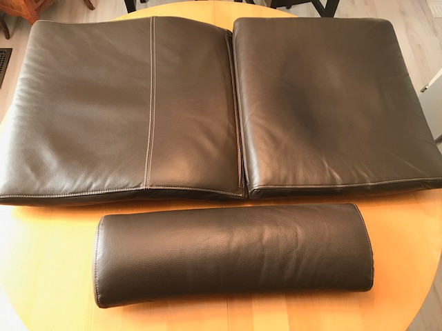 POÄNG Leather Armchair Cushion/Cover ONLY – Glose Dark Brown – I in Chairs & Recliners in Edmonton - Image 4