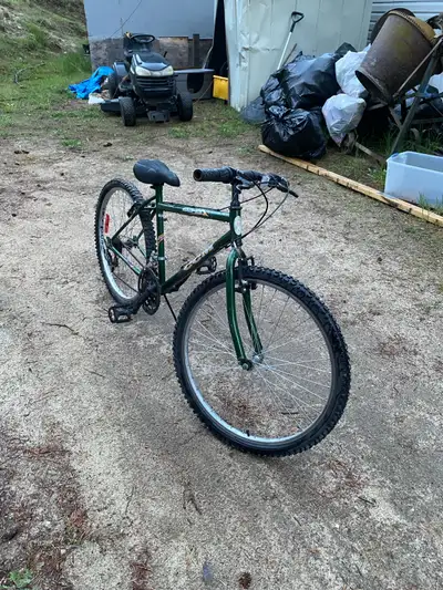 I’m a 12year old boy I’m selling this because bought a brand new one does have a tiny vibrate brakes...