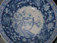 Pair Of 10” Chinese Decorative Bowls琺瑯彩瓷 藍釉 大碗（一對）