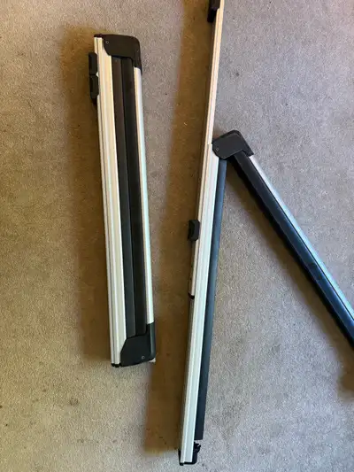 Thule Extender ski/snowboard roof rack, View more
