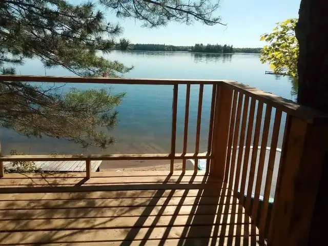 4 Season Lakefront Cottage in The Kawarthas For Rent in Ontario in Canada - Image 7