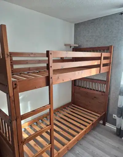 lit superposé en bois massif , View more