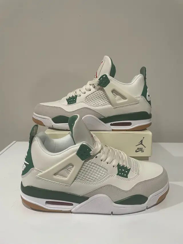 Jordan 4 Pine Green in Men's Shoes in Calgary - Image 3