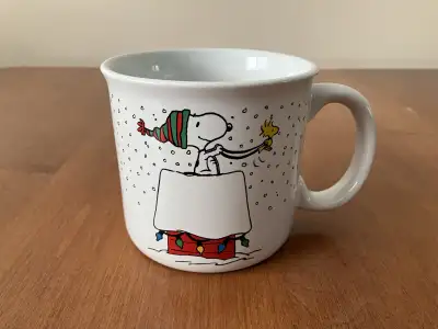 New Unused Peanuts Snoopy and Woodstock Christmas Mug by Zrike, View more