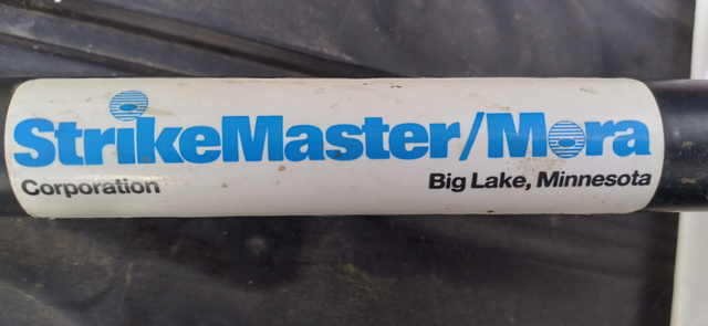 STRIKEMASTER MORA BLADE HAND AUGER, PERFECT FOR ICE FISHING in Fishing, Camping & Outdoors in Sarnia - Image 5
