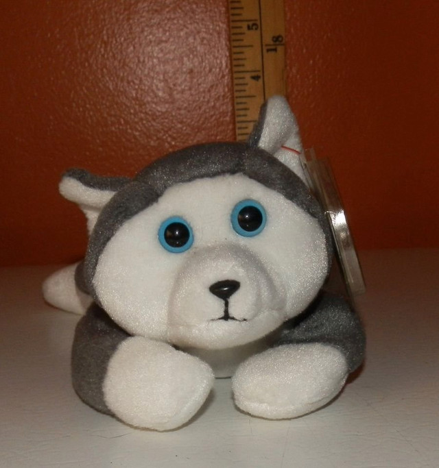 TY Beanie Baby - Nanook (H u s k y) in Toys & Games in Brantford