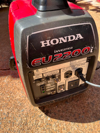 Honda EU2200i Generator