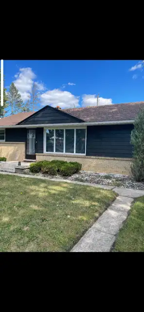 All-Inclusive 3-Bedroom Main Floor Rental – South Windsor