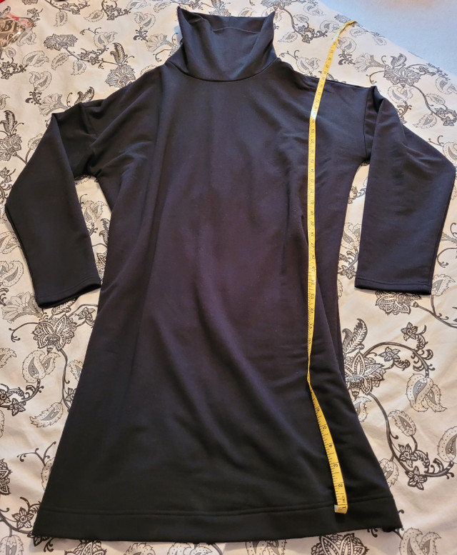 Black Hyba dress in Women's - Dresses & Skirts in Ottawa - Image 3