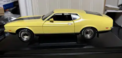 *** PRICE REDUCED *** 1/18 scale Ertl American Muscle 1973 Ford Mustang Mach 1 Diecast Car from Gone...