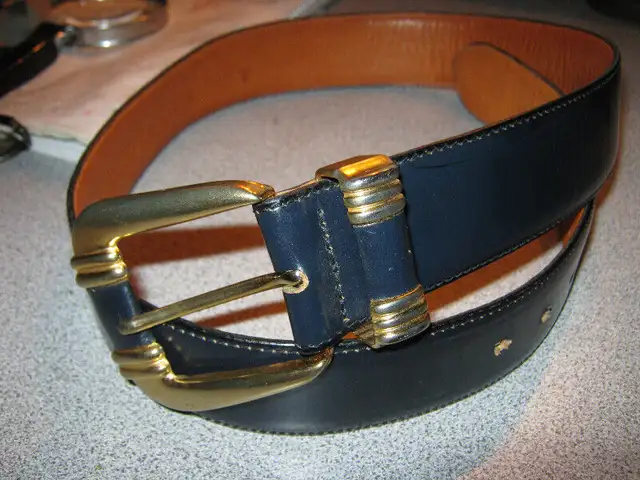 Aquascutum London Luxury Leather Belt Cobbler in Other in City of Toronto - Image 4