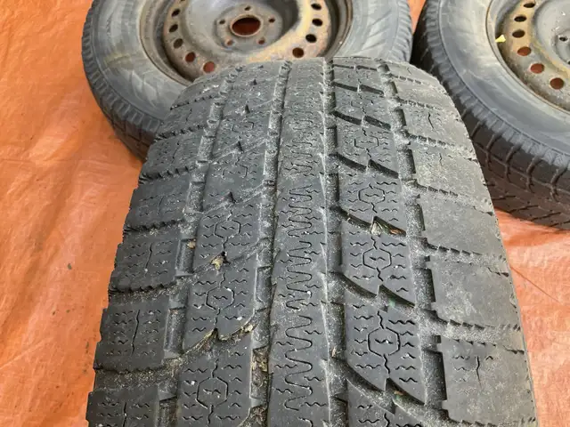 Price reduced. Winter tires 225/70/16 off Honda CRV in Tires & Rims in Ottawa - Image 6