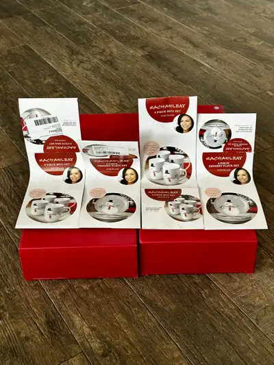 NEW 16 Christmas Rachael Ray plates and mugs 16 pieces, View more