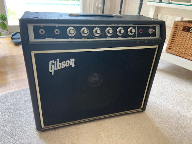 VINTAGE GIBSON AMP - SOLID STATE in Amps & Pedals in City of Toronto