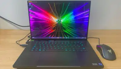Razer Blade 16 2024, View more