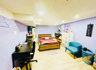 1 bedroom basement, Pape/danforth