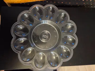 Plats Tupperware pour oeufs farcis, View more