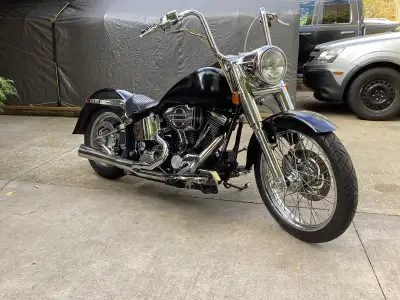 Slightly modified for a custom look one owner matching numbers. Stock evolution 1340cc engine 5 spee...
