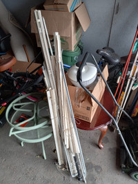 Curtains and Rods (Pickup in West Ottawa: Centrepointe)