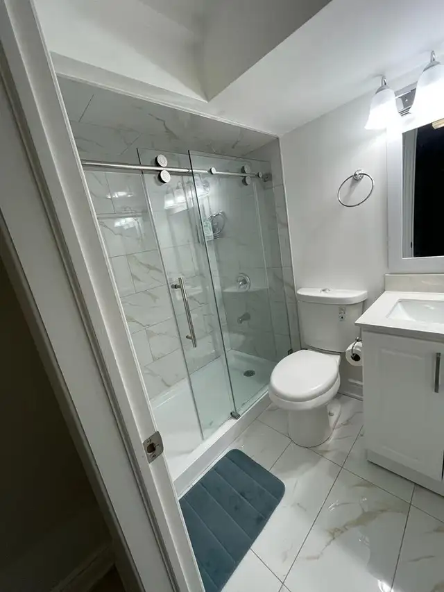 Private Room for Rent in Room Rentals & Roommates in Mississauga / Peel Region - Image 6