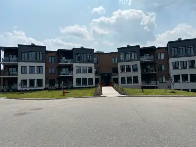 51/2 ascenseur garage l’est Sherbrooke j