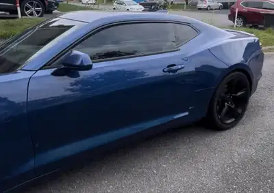 À vendre : ensemble de 4 pneus d’hiver avec jantes 20’’ provenant d’une Camaro 2019. Pneus : - Dimen...