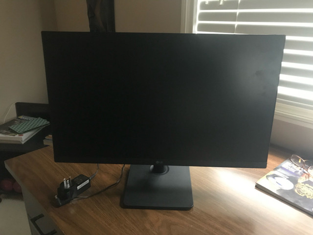 LG computer monitor  in Monitors in Edmonton