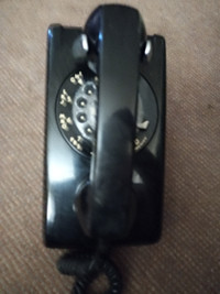 OLD BELL WALL MOUNT  ROTARY  PHONE