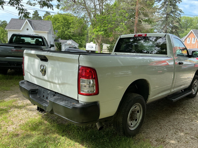 2019 Ram 2500 6.4l HD in Cars & Trucks in Owen Sound - Image 3