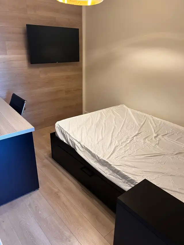 University of Waterloo apartment for Sublet : $650 per person in Room Rentals & Roommates in Kitchener / Waterloo - Image 7