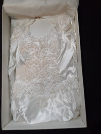 Gorgeous CINDERELLA STYLE Wedding Gown