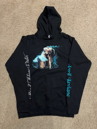 New Avril Lavigne Hoodie Size L