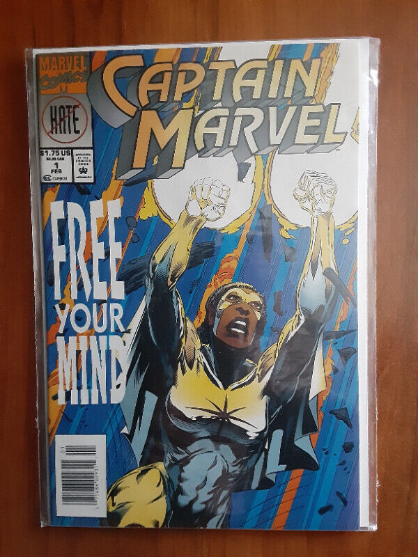 Captain Marvel 1 Comic Book in Comics & Graphic Novels in St. Catharines