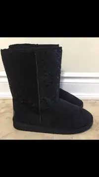 Boots - Size 10