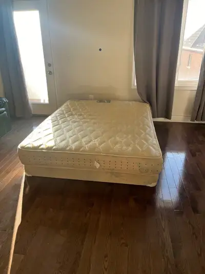 Eglinton/Keele,1st Fl,Studio,Parking,New Home,Young Professional