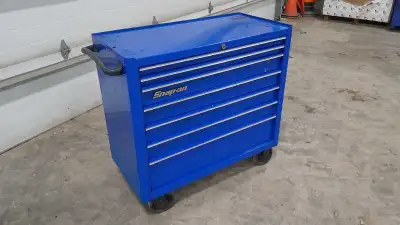 snap on toolbox with tools, View more