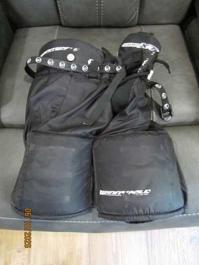 Youth large NXT hockey pants, View more