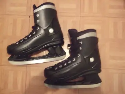 men's skates size 11, View more