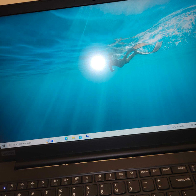 Lenovo thinkpad e15  gen 10  in Laptops in Edmonton - Image 2