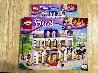 Retired Friends Heartlake Grand Hotel 41101 1555pc comes with manual no box. Pickup can be arranged...