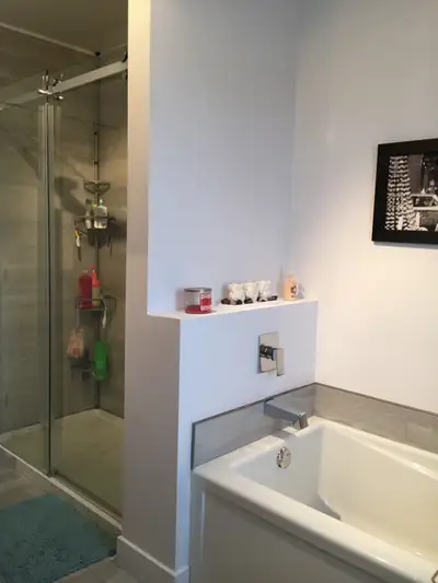 Situébre 2017) dans un secteur tranquille à St-germain-de-Grantham. 4 1/2 avec grande fenestration à...