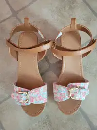 Girls wedge sandal