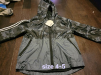 Boys size 4-5 light coat (new with tag)