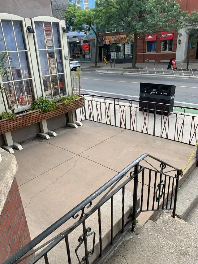 PRIME ANNEX RETAIL WITH PATIO SPACE FOR LEASE in Commercial & Office Space for Rent in City of Toronto - Image 3