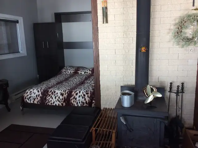 Foldaway double bed and storage628632814270731217