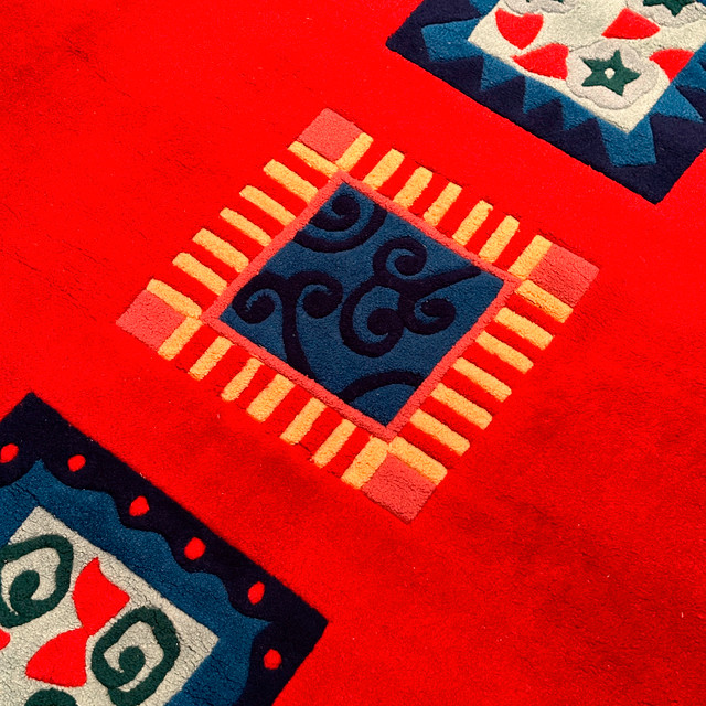 Funky Red Area Rug 8ft x 5ft in Rugs, Carpets & Runners in Markham / York Region - Image 2